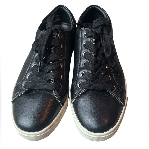 Frye Black Leather Sindy Moto Low Lace-Up Shoes EUC 5.5 - Picture 2 of 5